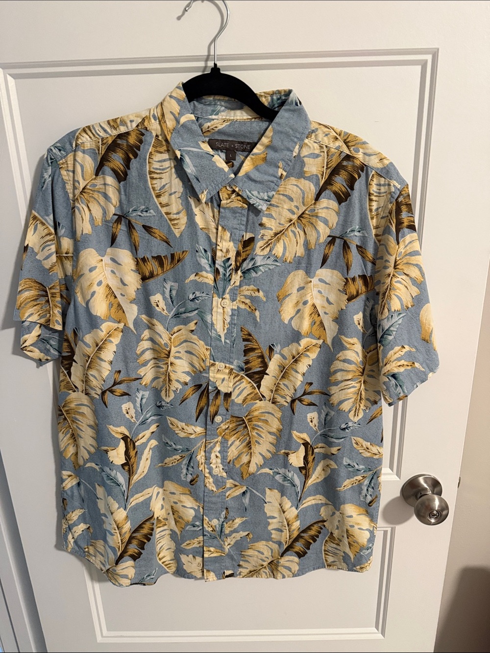 Slate & Stone Light Blue Short-Sleeve Tropical Button-Down Shirt